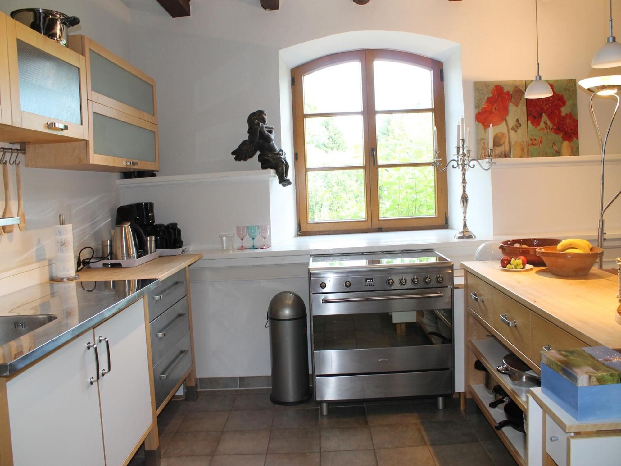 Mansion In Gressow With Terrace Garden Bbq Pond Bicycles Villa Bagian luar foto